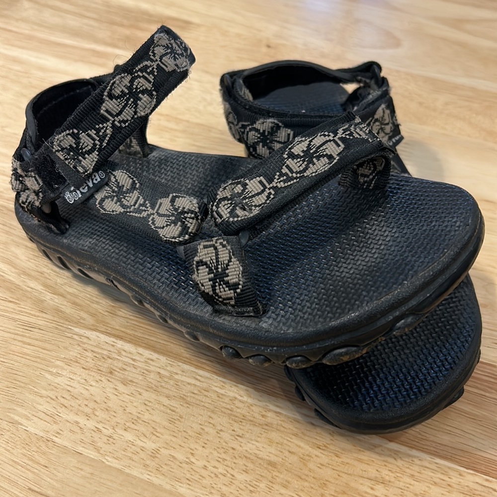Teva Storm Hiking Strappy Sandals Black Tan Size 7 Women’s